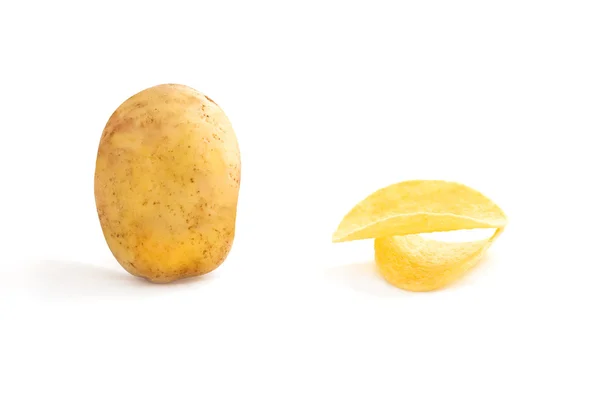 Beyaz arka planda patatesler — Stok fotoğraf