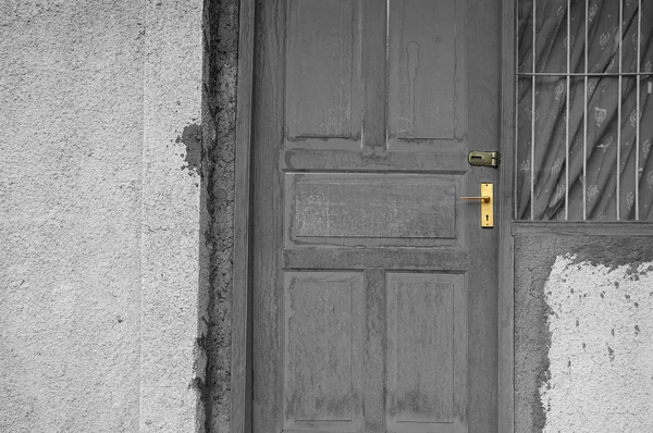 Una puerta de madera — Foto de Stock