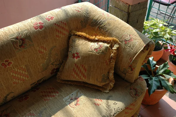Cómodo sofá — Foto de Stock