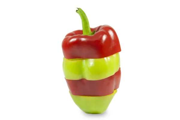 Corte Red Green Bell Pepper isolado em branco — Fotografia de Stock