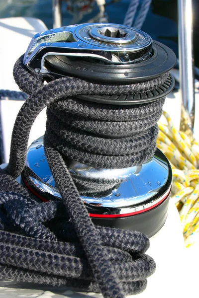 Winch with black rope — Stock Photo, Image
