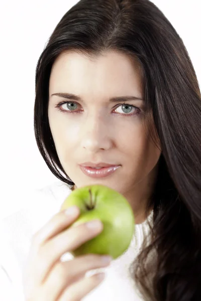 Όμορφη γυναίκα wih πράσινο μήλο — Φωτογραφία Αρχείου