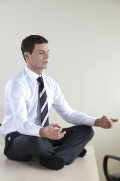 Бизнес медитация — стоковое фото