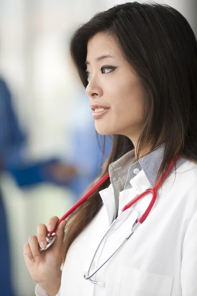 Médica chinesa — Fotografia de Stock