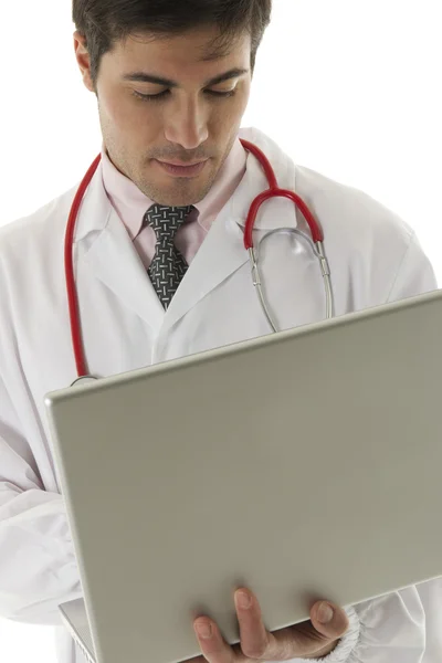 Doutor trabalhando em seu laptop — Fotografia de Stock