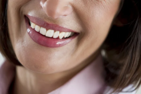 Spontaneous Woman Smile — Stock Photo, Image