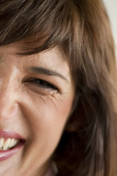 Spontaneous Woman Smile — Stock Photo, Image
