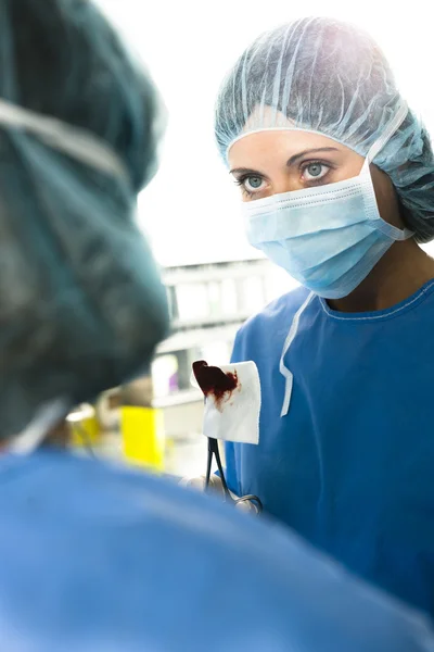 Cirurgiões no trabalho — Fotografia de Stock