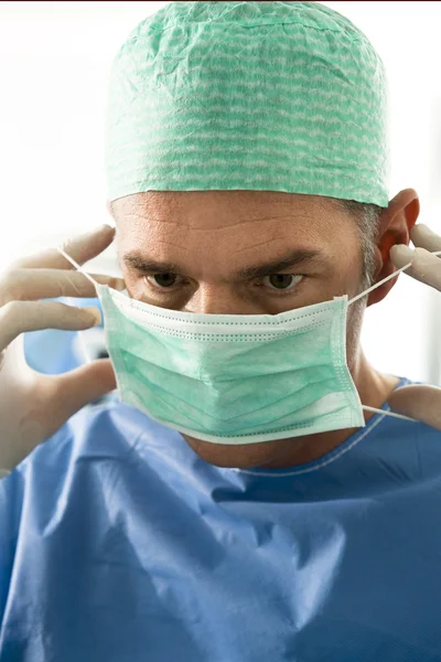 Surgeon Wearing Proprotection Mask Siap Untuk Oepration — Stok Foto