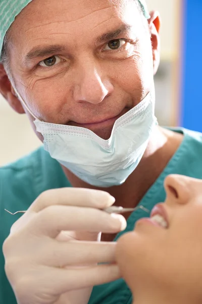 Porträtt Manliga Tandläkare Jobbet — Stockfoto
