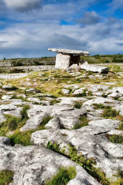 Poulnabrone dolmen — Zdjęcie stockowe