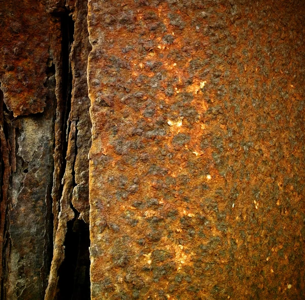 Rusty old door — Stock Photo, Image