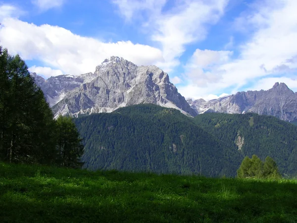 Paisagem de Val Pusteria, Dolomiti, Itália — Fotografia de Stock