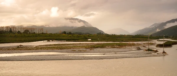 Затоплених Taramakau річці — стокове фото