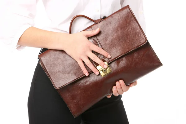 Donna in possesso di una borsa — Foto Stock
