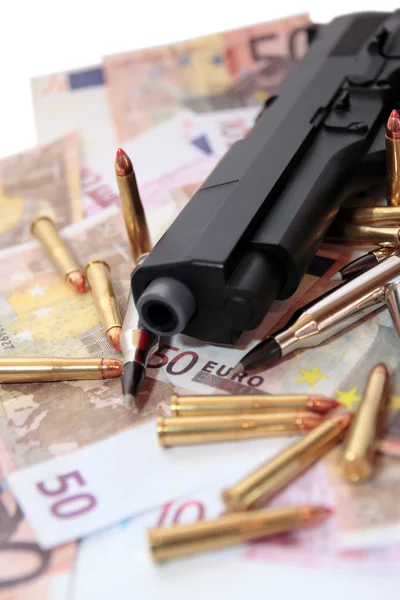 Gun crime cash — Stock Photo, Image