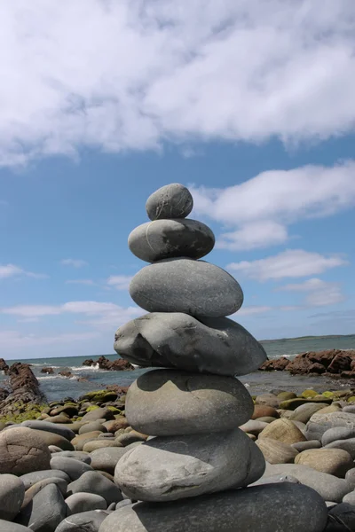 Piedras Zen equilibradas — Foto de Stock