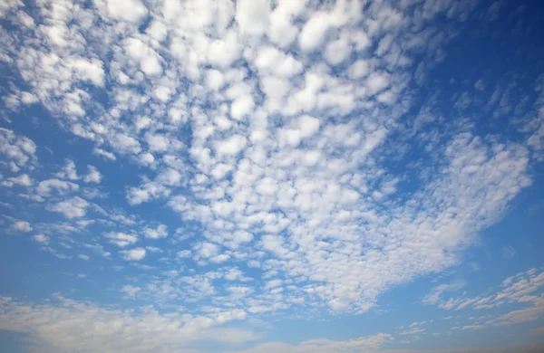 Mavi gökyüzü yüzey — Stok fotoğraf