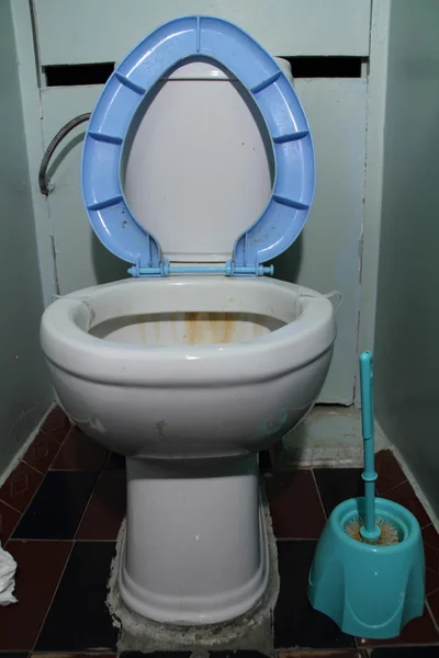 Dirty toilet — Stock Photo, Image