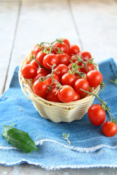 Tomatoes Cherry — Stock Photo, Image