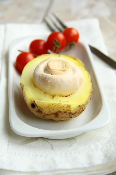 Večeře - brambory v sýru — Stock fotografie