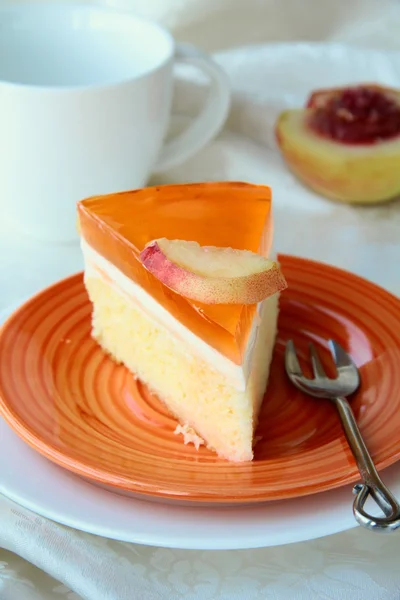 Tort brzoskwiniowy — Zdjęcie stockowe