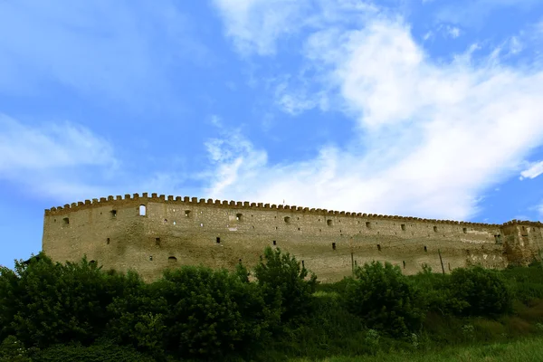 Gamla fästningen med kryphål — Stockfoto