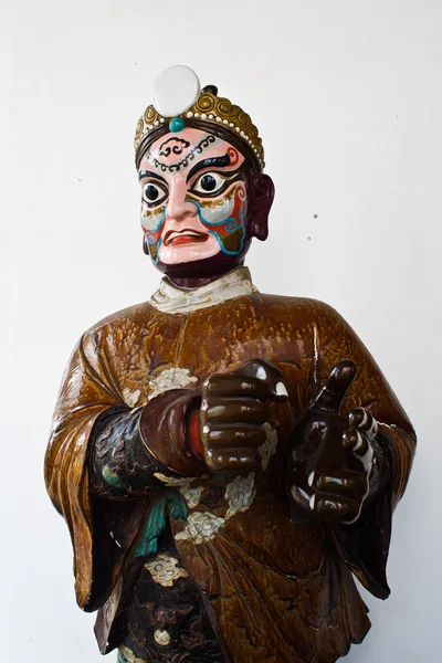 Tailandês tradicional - escultura de queixos guarda permanente — Fotografia de Stock