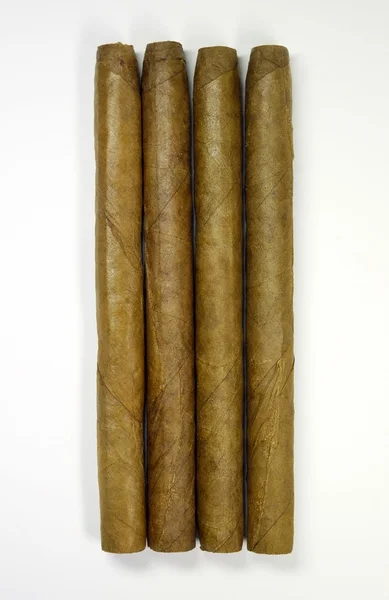 Fyra cigarrer — Stockfoto