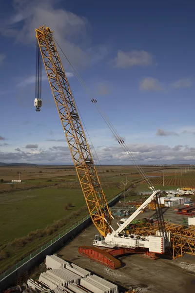 stock image Heavy crane