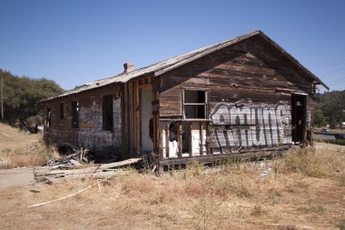 eski barn house house