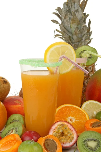 Тропический фруктовый сок — стоковое фото