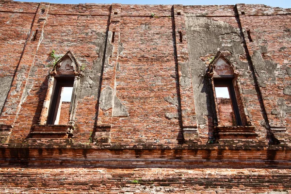 stock image The ruin wall at wat maheyong