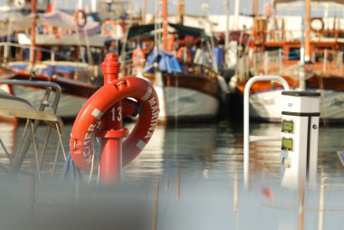 kemer Harbor kırmızı lifebuoy