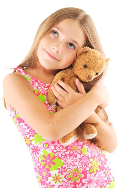 Kleine meisje nemen teddybeer — Stockfoto