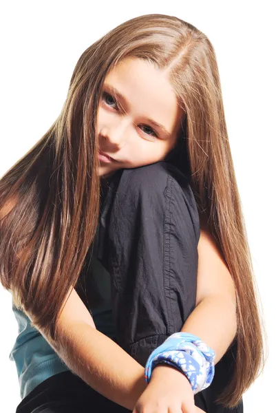Piccola ragazza bionda con i capelli lunghi — Foto Stock