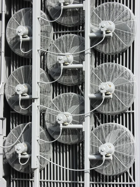 Ventiladores de refrigeração da central Imagens De Bancos De Imagens Sem Royalties