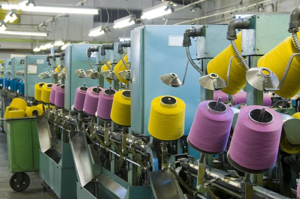 Fabbrica su fabbricazione di fili — Foto Stock