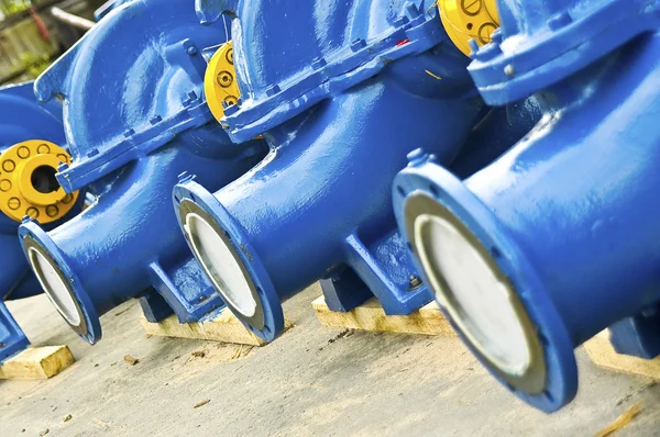 Modrá vodní čerpadla — Stock fotografie