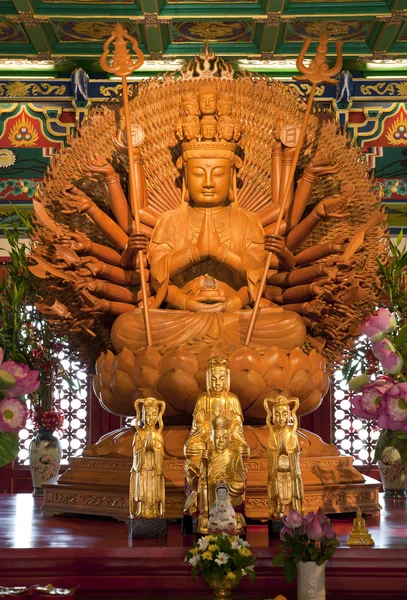 千手仏の彫像 — ストック写真