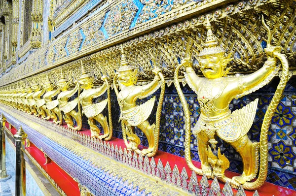 Garuda Tapınağı dekore edilmiştir — Stok fotoğraf