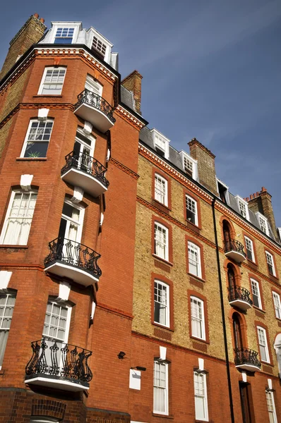 赤れんが造りの大邸宅、ロンドン — ストック写真