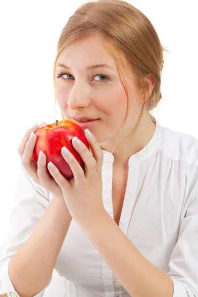Όμορφη γυναίκα, κρατώντας το μήλο, που απομονώνονται σε λευκό φόντο — Φωτογραφία Αρχείου