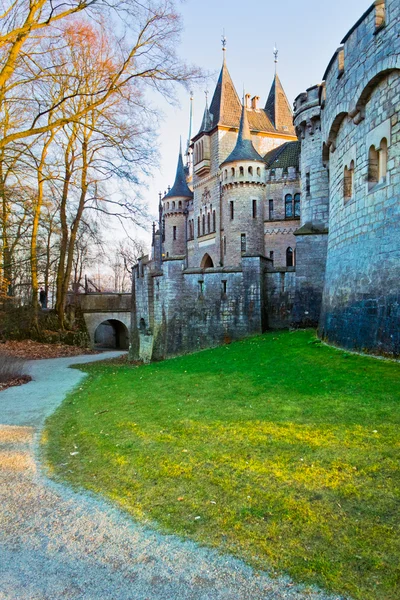 Toren van oud kasteel Marienburg, Duitsland — Stockfoto