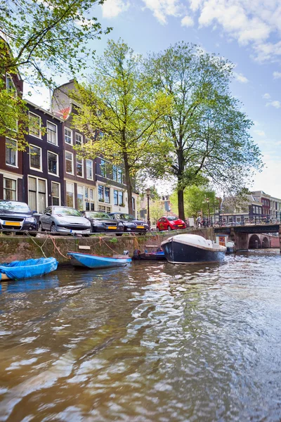 Kanaler i Amsterdam — Stockfoto