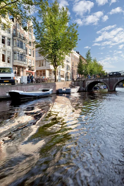 Типових амстердамських каналів — стокове фото