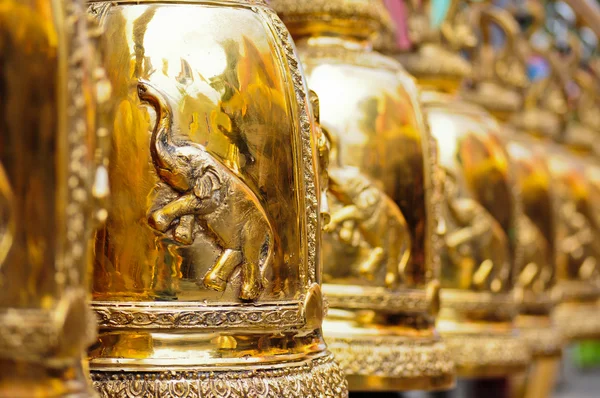 Goldden dzwonnica rozciągacza w Tajlandii Zdjęcie Stockowe