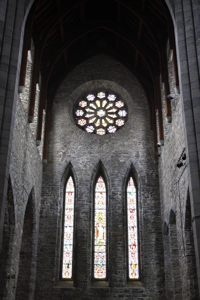 교회 내부 스톡 사진