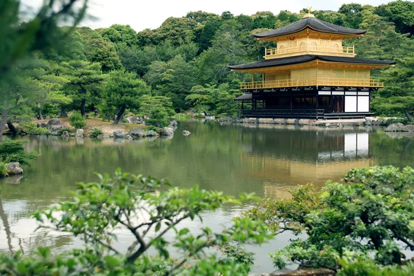 Kinkakuji rokuonji v Kjótu — Stock fotografie
