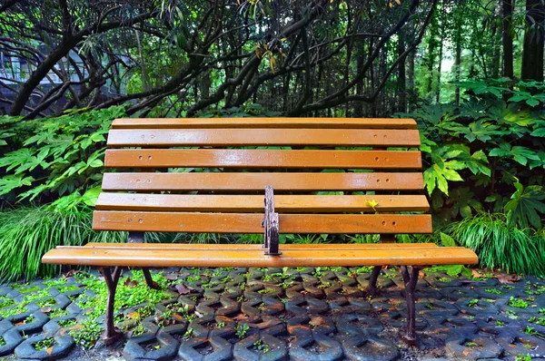 Parková lavička — Stock fotografie
